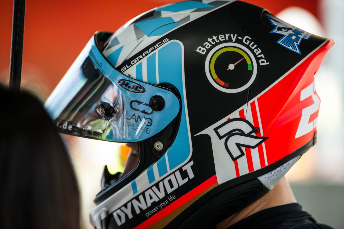 SLGrafics – Helmet design, Helmet painting & Racing design