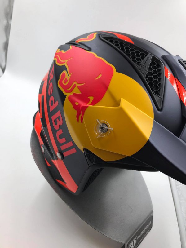 SLGrafics – Helmet design, Helmet painting & Racing design